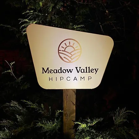 Meadow Valley Hipcamp Dom wakacyjny Pisz